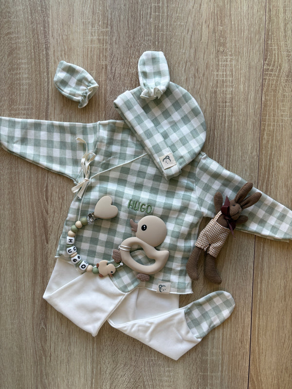 Pack conjunto de primera puesta vichy verde con chupetero y mordedor