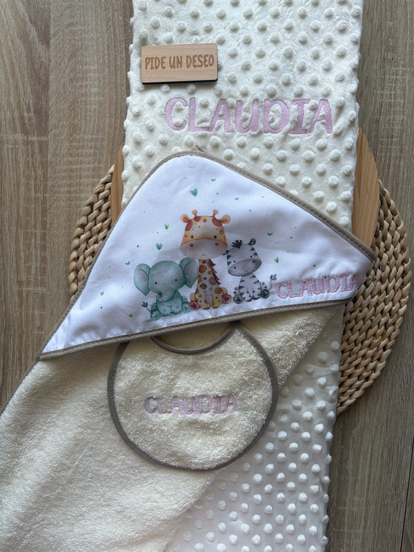 Pack capa de baño, babero y manta personalizada animales beige