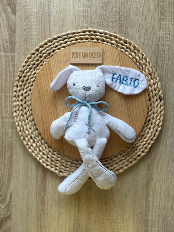 Muñeco de apego azul