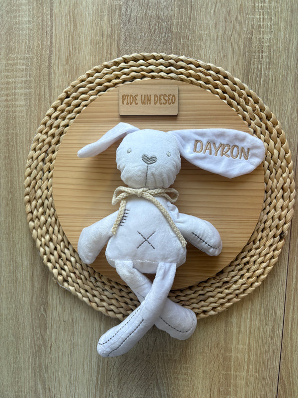 Muñeco de apego beige