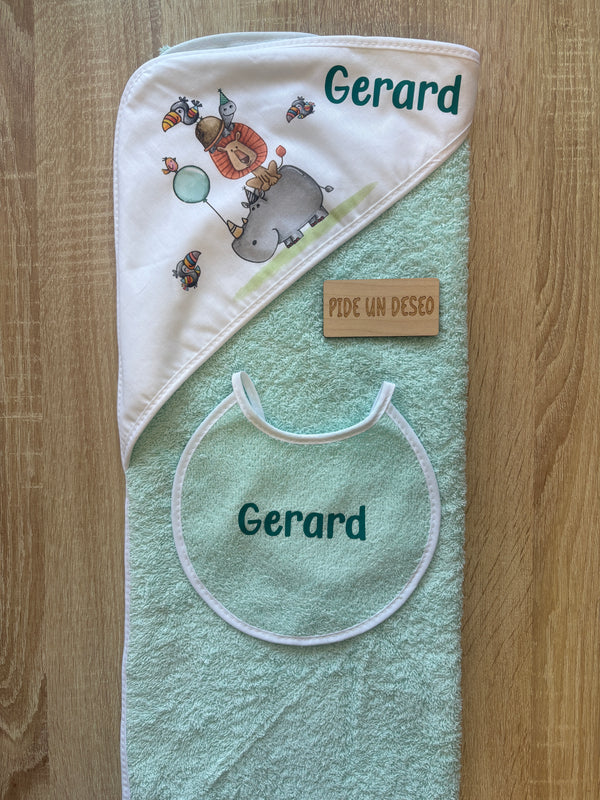 Capa de baño personalizada animales verde